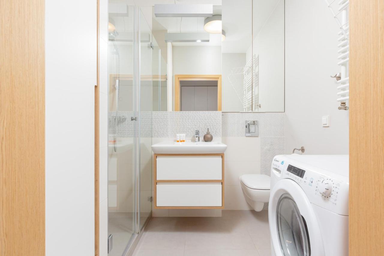 Kolorowy Goclaw Apartment By Noclegi Renters Warschau Buitenkant foto