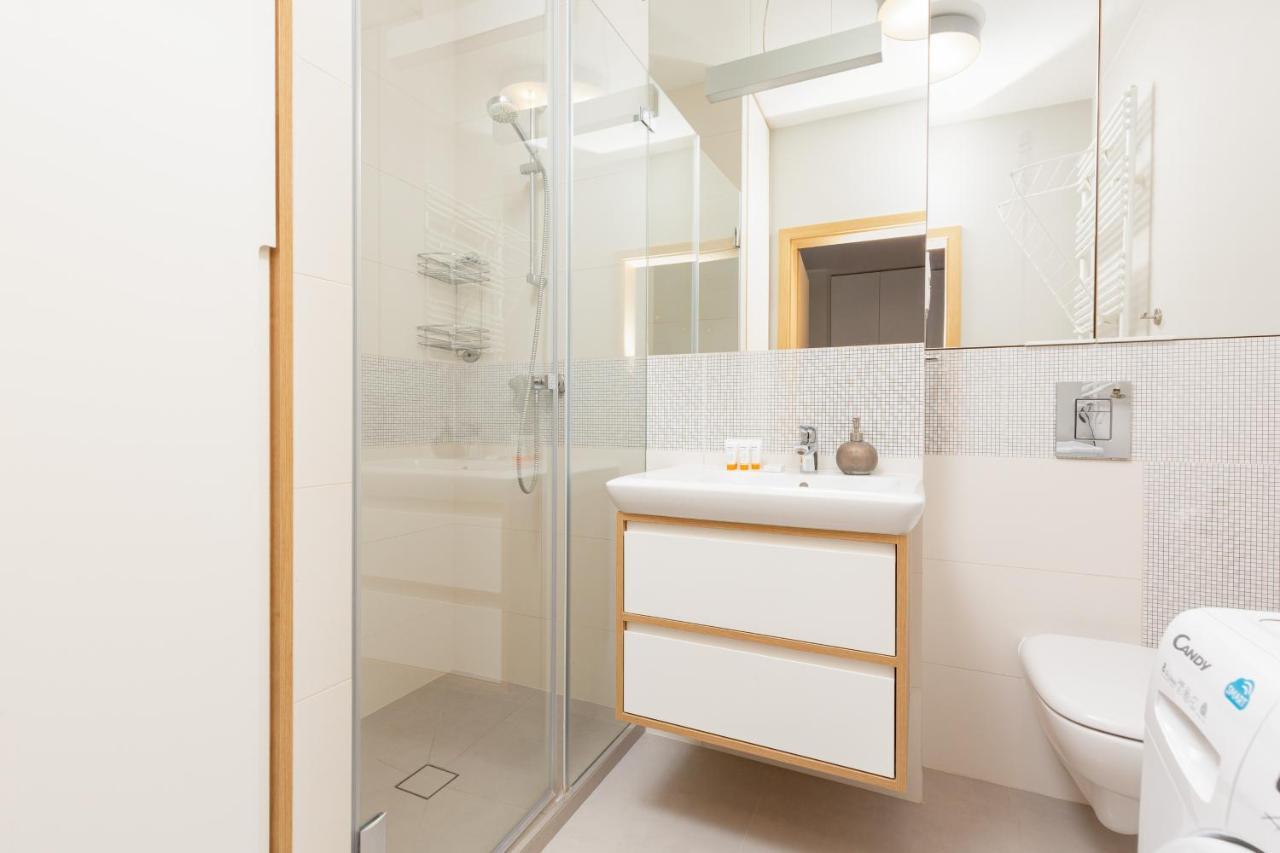 Kolorowy Goclaw Apartment By Noclegi Renters Warschau Buitenkant foto